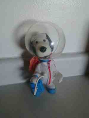 vintage 1969 snoopy astronaut doll