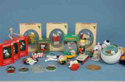 Peanuts Christmas Ornaments Snoopy Panorama  Woodstock Large Vintage Lot 26 