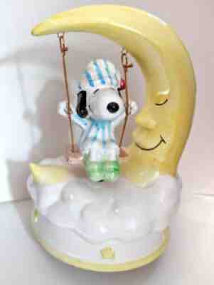 Vtg Peanuts Snoopy - Moving Swing/Moon - Schmid Music Box - UFS - 1958, 1966