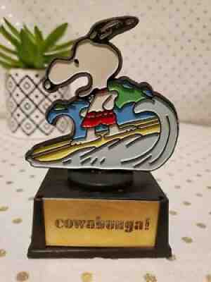 Vintage Peanuts Snoopy Trophy Cowabunga