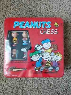 Peanuts Chess set