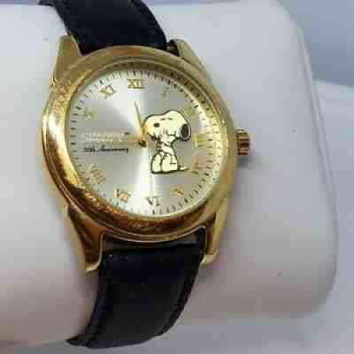 Rare Snoopy Mens Watch Fossil Gold Edition 30M Water Resistant 85 of 500 made