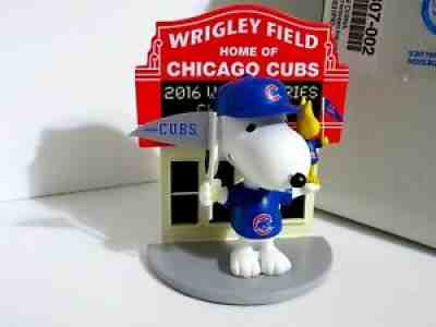 Authentic Chicago CUBS SNOOPY Plush Peanuts #1 Metlife 9” Wrigley