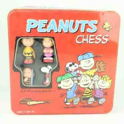 Peanuts Chess set