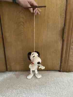 Peanuts Memorabilia Collectibles : Snoopy Pelham Puppet Peanuts