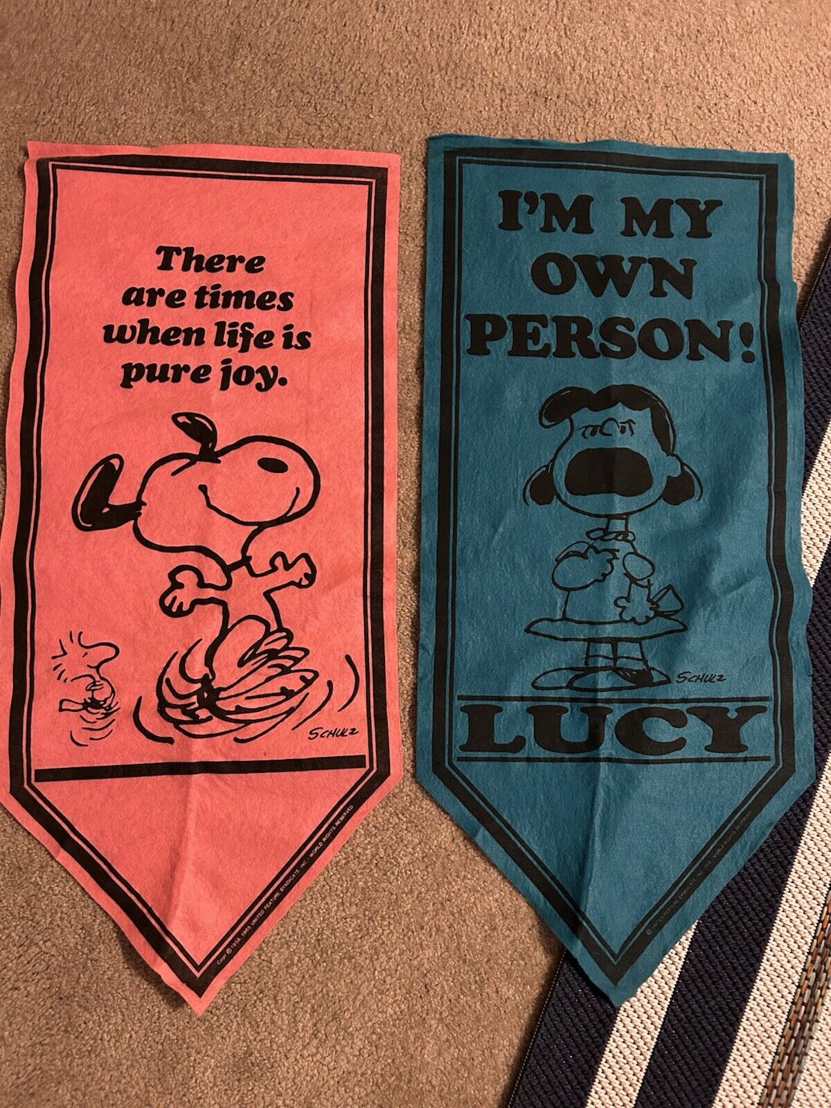 Peanuts Memorabilia Collectibles : Peanuts Felt Banner Snoopy
