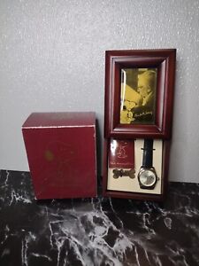 Fossil Snoopy Schultz 50th Anniversary Wrist Watch Wooden Collectors Case NEW