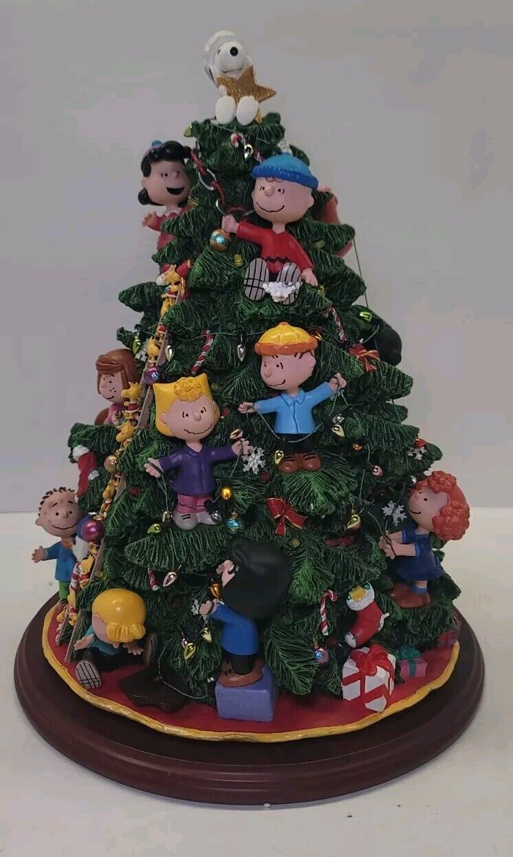 Danbury Mint The Peanuts Christmas Tree Lights Up Charlie Brown