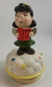 Snoopy Peanuts LUCY Caroler Angel Ceramic Schmid Music Box Japan, Silent Night