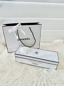 New Sealed Chanel Limited Edition LES EXCLUSIFS DE CHANEL 19 Piece Set, 19 x 4ml