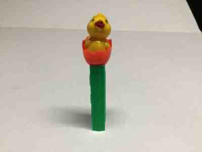 Vintage Pez   No Hat Chick In Orange Egg   Dispenser    No Feet  