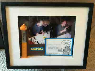 Framed Autographed Jim Davis Garfield PEZ Dispenser Display case!