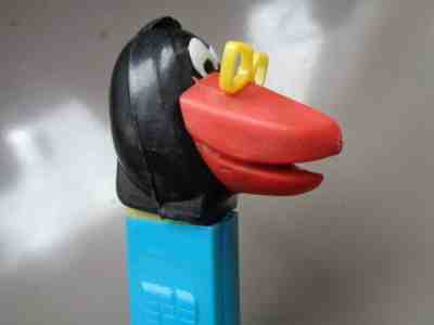 Vintage Short newest Beak Raven Pez