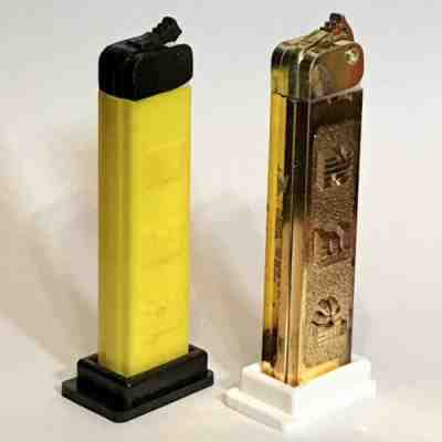 (2) 2.6 AUSTRIA VINTAGE NO-FEET REGULAR / GOLDEN GLOW PEZ DISPENSER LOT / AS-IS