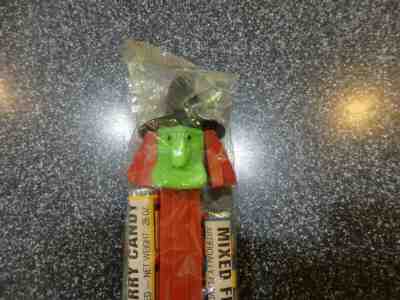 Vintage Pez Dispenser Green Witch with Candy No Feet Unopened Cellopohane Pack