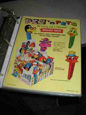 PEZ ad sheet 1972 PEZ PETS animal cow A duck raven cat display box salesman