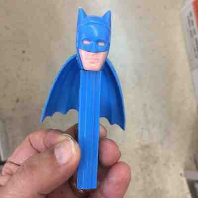 batman pez dispenser with cape