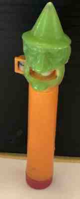 VINTAGE Yummy Witch CANDY DISPENSER / VAMPIRE TOTEM PEZ - RARE Green Face