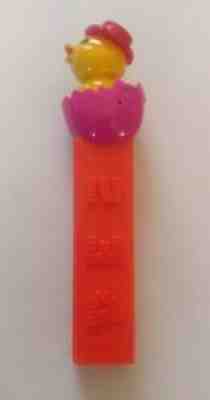 VINTAGE CHICK IN EGG PEZ NO FEET Orange Stem AUSTRIA