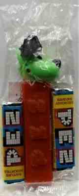 Vintage PEZ Yappy Green Dog red stem rare Unused Sealed Made in Austria No Feet