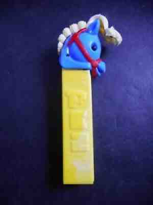 PEZ CANDY CONTAINER BLUE PONY (no feet) vintage