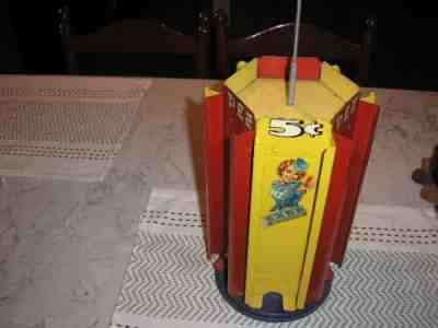 VINTAGE REVOLVING PEZ CANDY HOLDER