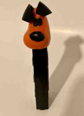 RARE No Feet Vintage YAPPY DOG Pez Orange and Black - Patent# 3.410455