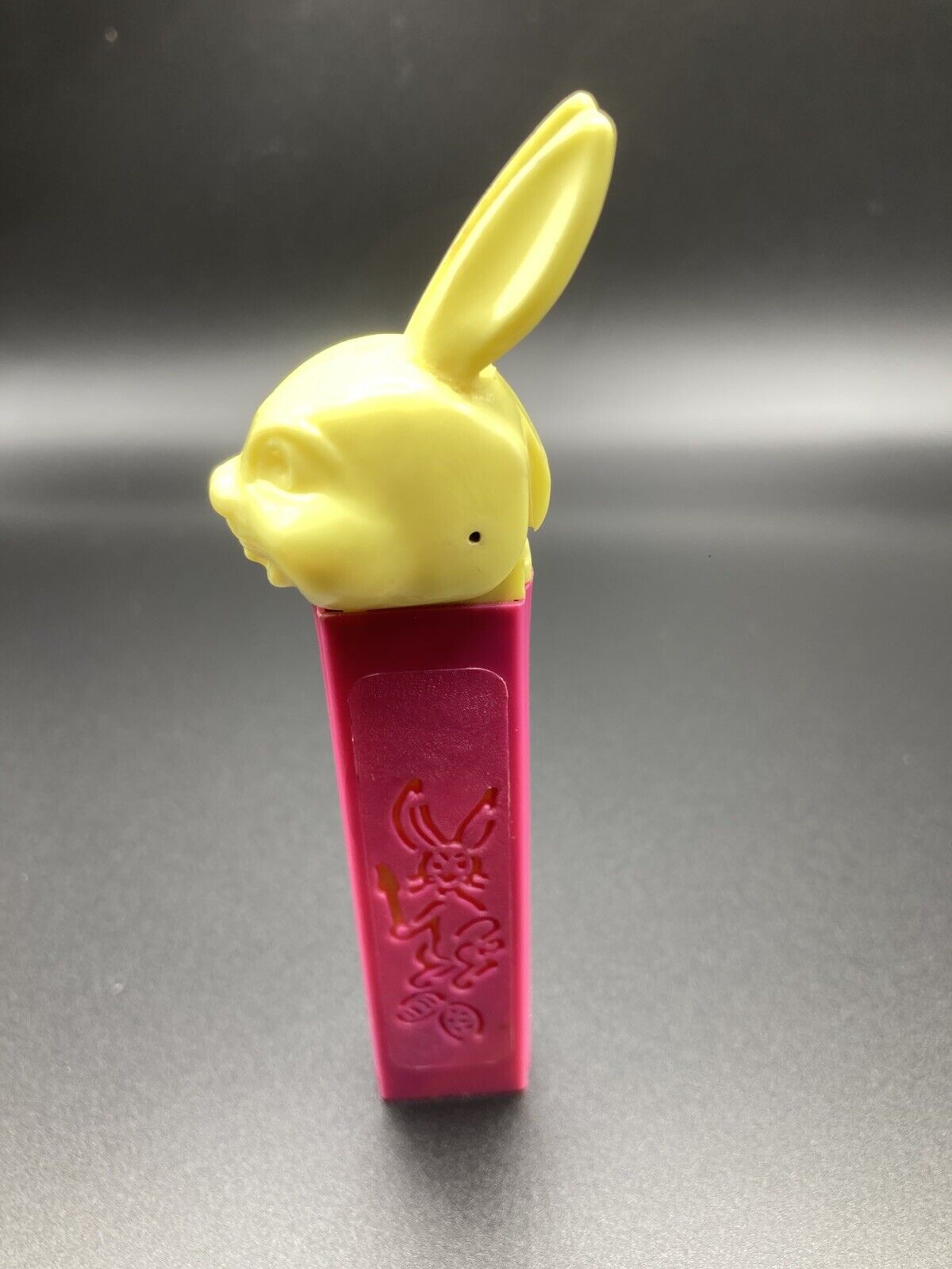 RARE Pez Diecut Easter Bunny - Long Ears - No Feet - Hot Pink - 2620061 Austria