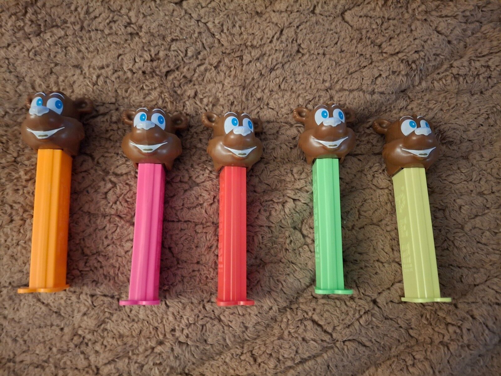 5x VERY RARE Misfit PEZ Brown Bear Neon Stems Brown Head - Retired 1990's