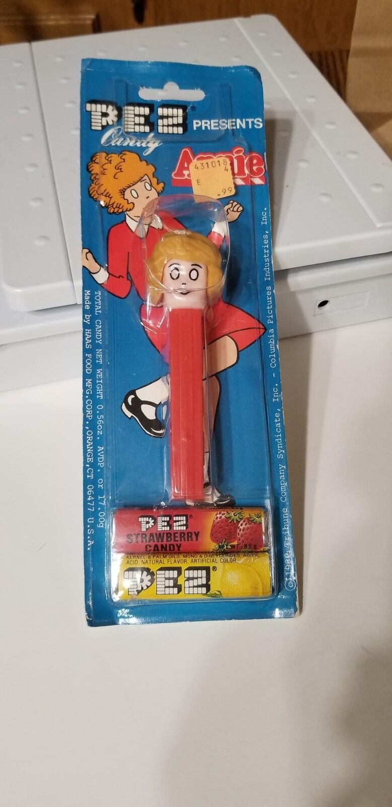 Vintage 1982 Annie Character Pez No Feet New Mint On Card Shelf F1