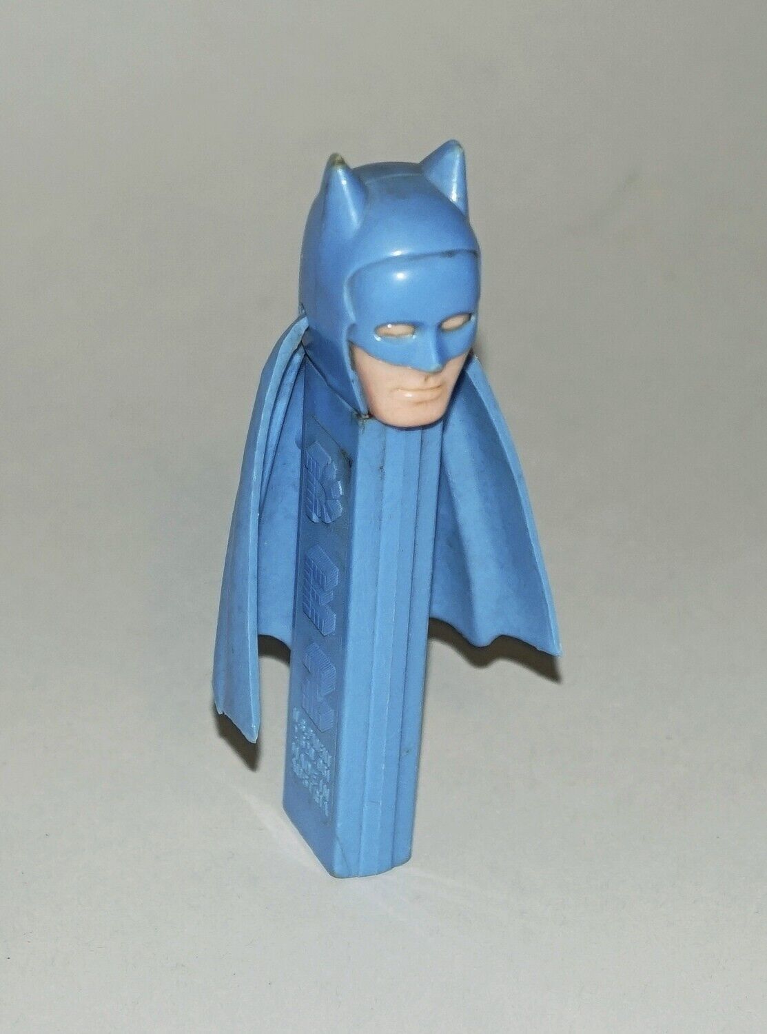 マント付バッドマン 60's Old PEZ BADMAN with MANT Vintage 1960's BATMAN PEZ DISPENSER ( MIP ) with Cape!