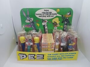 Vintage 1980 Warner  Bros, Inc. Pez Display Box!! 16 Cello & 12 Candy Packs!!!