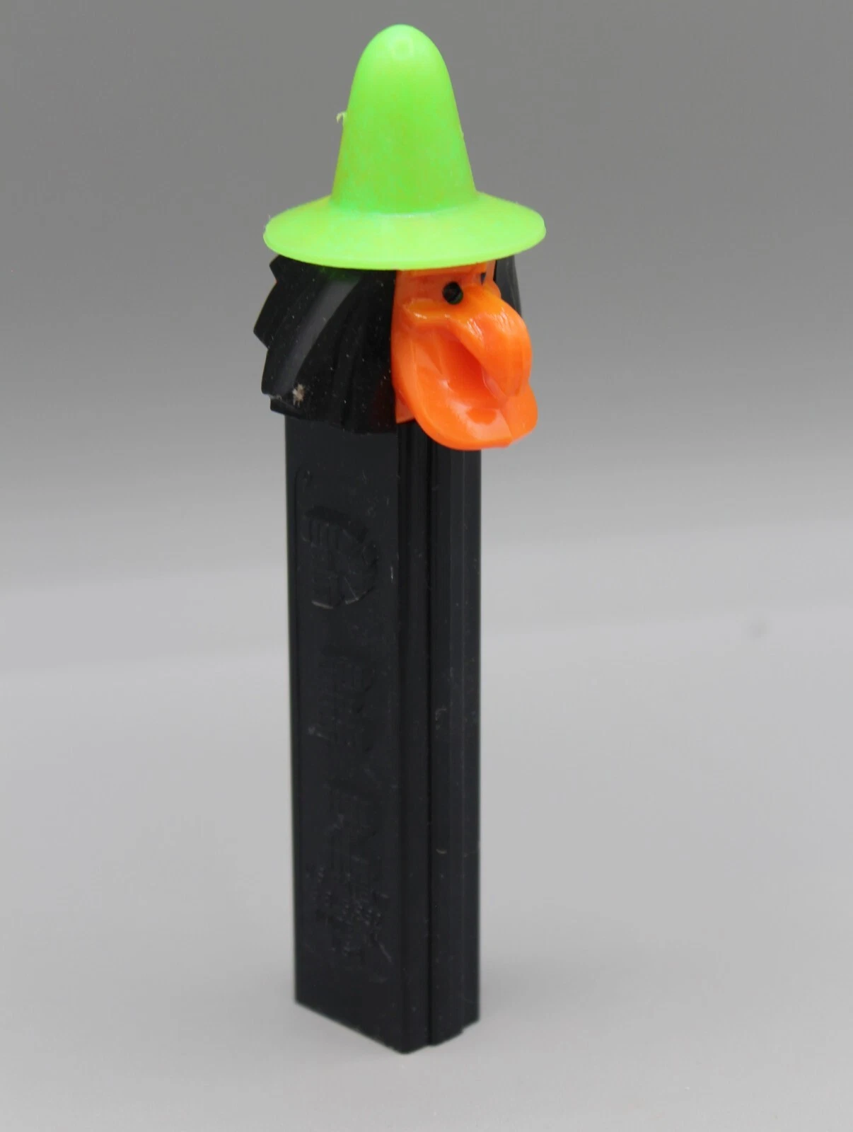 Rare And Collectible Pez Dispensers : Witch Green Hat Orange Face