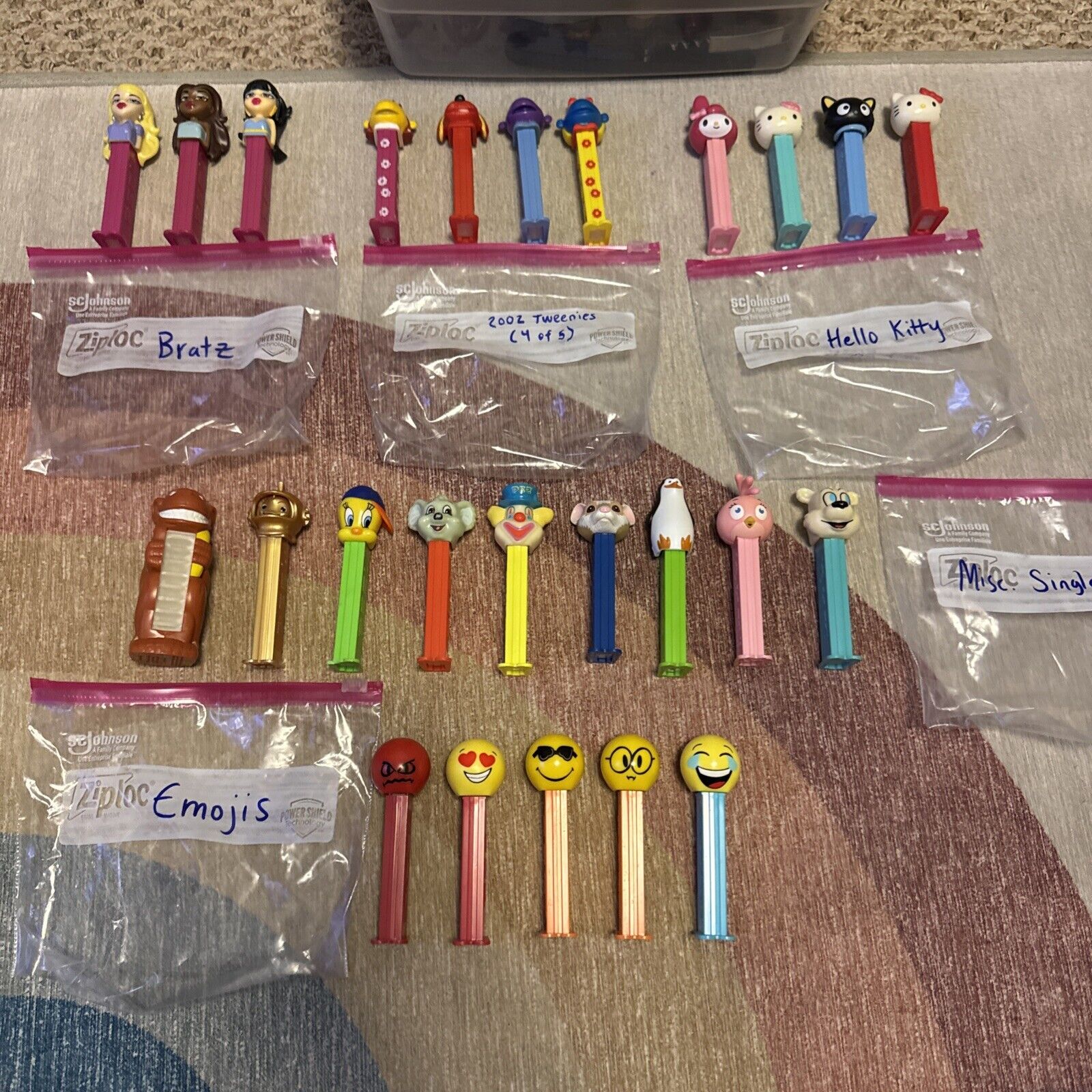 25 Assorted Pez Dispensers, Emojis, Bratz, Tweenies, Hello Kitty, Misc.