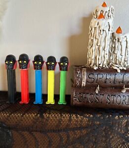 Rare Complete Set of Pez Misfit Diablo Black Skulls! Great Condition!