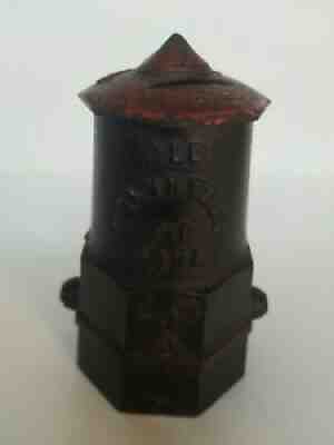OLD VOLUNTEER F D BANK FIRE DEPARTMENT CAST IRON BANK CIRCA 1875 CITY PLUG