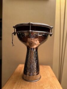 Aladdin Cast Signed Authentic Show Used 15"high Prop Metal Drum W/Skin Top