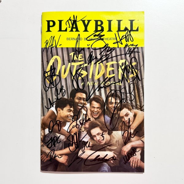 The Outsiders Cast Signed Playbill Brody Grant Sky Lakota-Lynch Jason Schmi