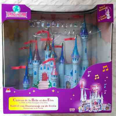 Vintage Sleeping Beauty Trendmasters Castle Starcastle NIB Polly Pocket disney