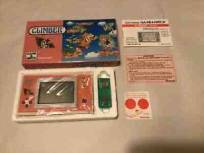 NINTENDO GAME & WATCH CLIMBER RARE AND COLLECTABLE