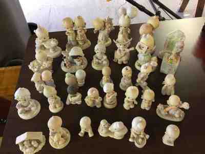 Precious Moments   7 of the Early Original Figurines 1976 - 1990's Lot of 40