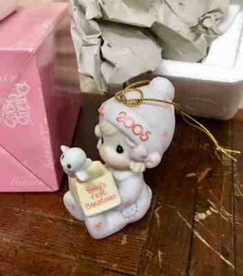RETIRED PRECIOUS MOMENTS BABY'S FIRST CHRISTMAS 2005 ORNAMENT #4024081 ...