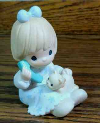 Precious Moments Enesco - #PM0011 Members Only Figurine - Calling To Say Special