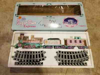 Enesco Precious Moments Sugartown Express Holiday Train Set 1995