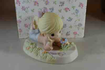 2002 Precious Moments Blessed With Small Miracles Figurine PM0031 Flower Ladybug