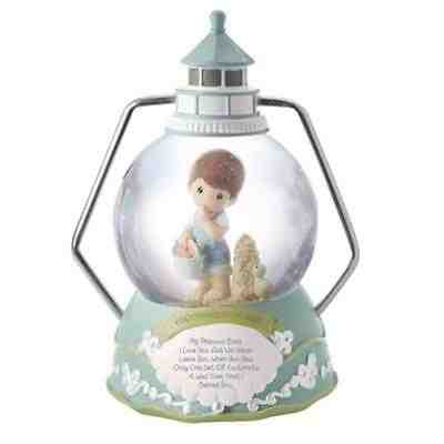 Precious Moments * Footprints in the Sand * Boy Lighthouse  Musical Water Globe