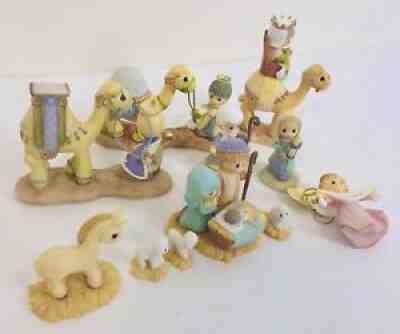 Precious Moments Hawthorne Village Miniature Resin Christmas Nativity Set 2007 ï¿¼