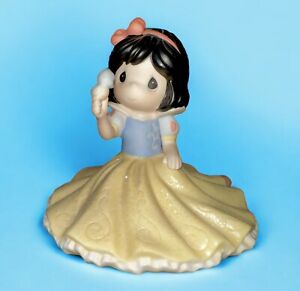 Precious Moments Disney Showcase Snow White With Bird Figurine #173093 EUC