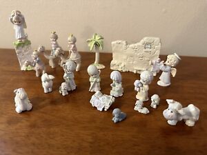 Enesco Precious Moment Miniature Nativity Set Lot