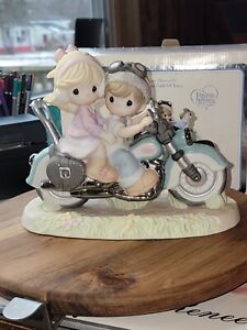 Precious Moments OUR LOVE GOES THE DISTANCE 111050 Motorcycle Couple with Box